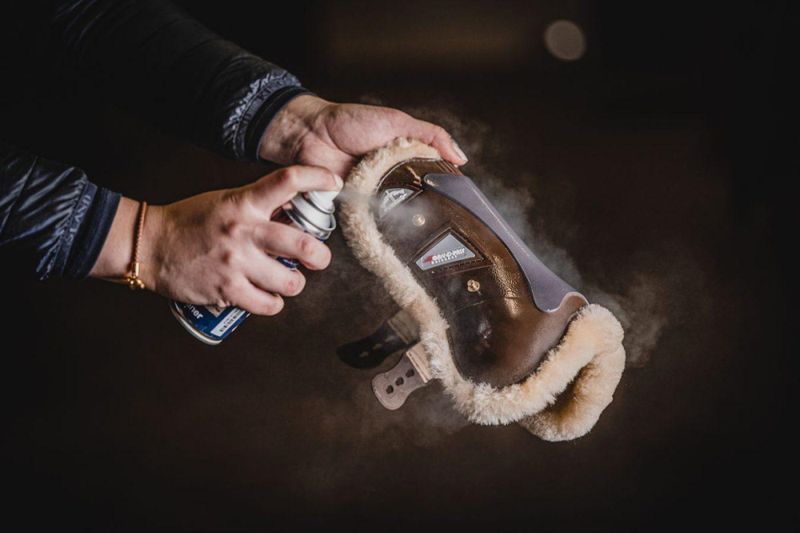 ONE Equestrian Boot Cleaner 